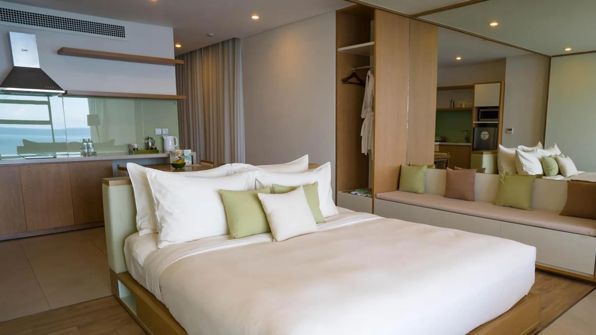 Fusion Suites Da Nang Hotel